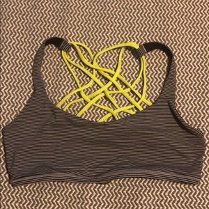 Free to be wild bra, lululemon size 8